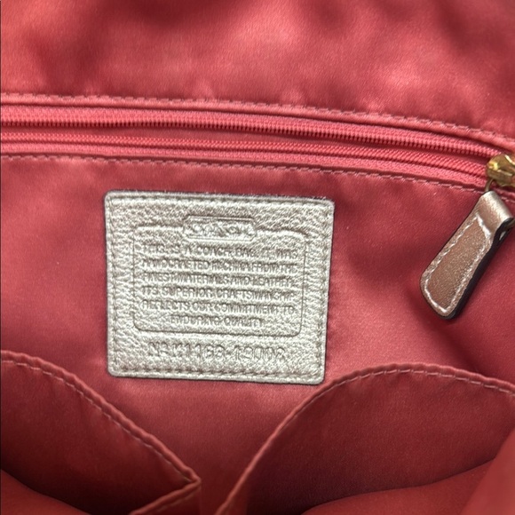 Rare Vintage Coach Whipstitch Silver Leather Women's Bag 11”x10” - Picture 10 of 16